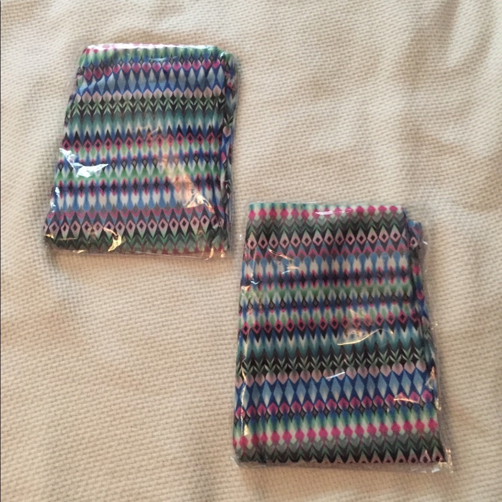 BNWT pastel Aztec print leggings